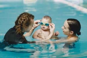 Bebek Yüzme Eğitmenliği Sertifikası Nasıl Alınır?