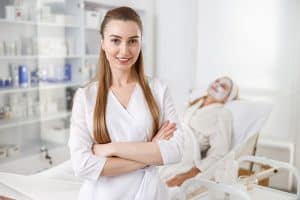 Estetisyenlik Ustalık Belgesi Nasıl Alınır?